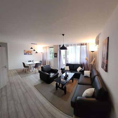 City Center Apt Wfree P Скопье Экстерьер фото